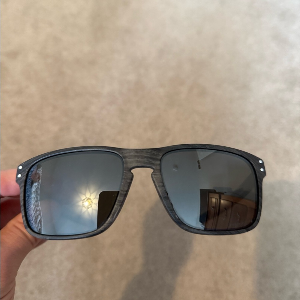 Stylish Gray Sunglasses